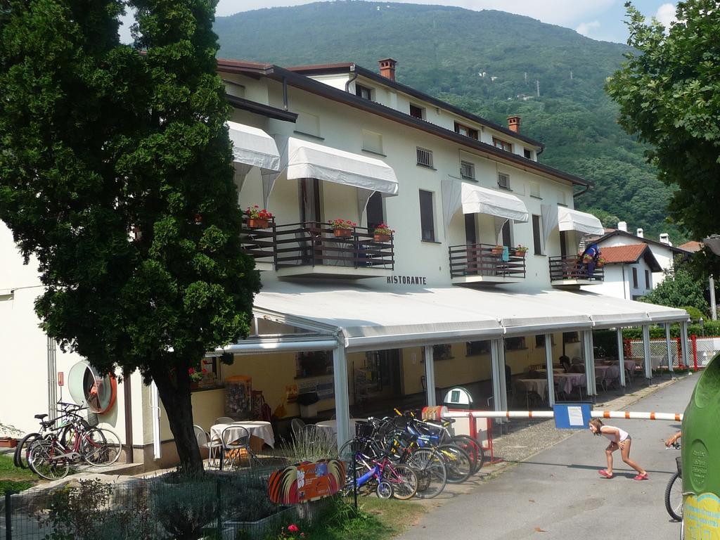 Camping Hotel Au Lac De Como Сорико Экстерьер фото