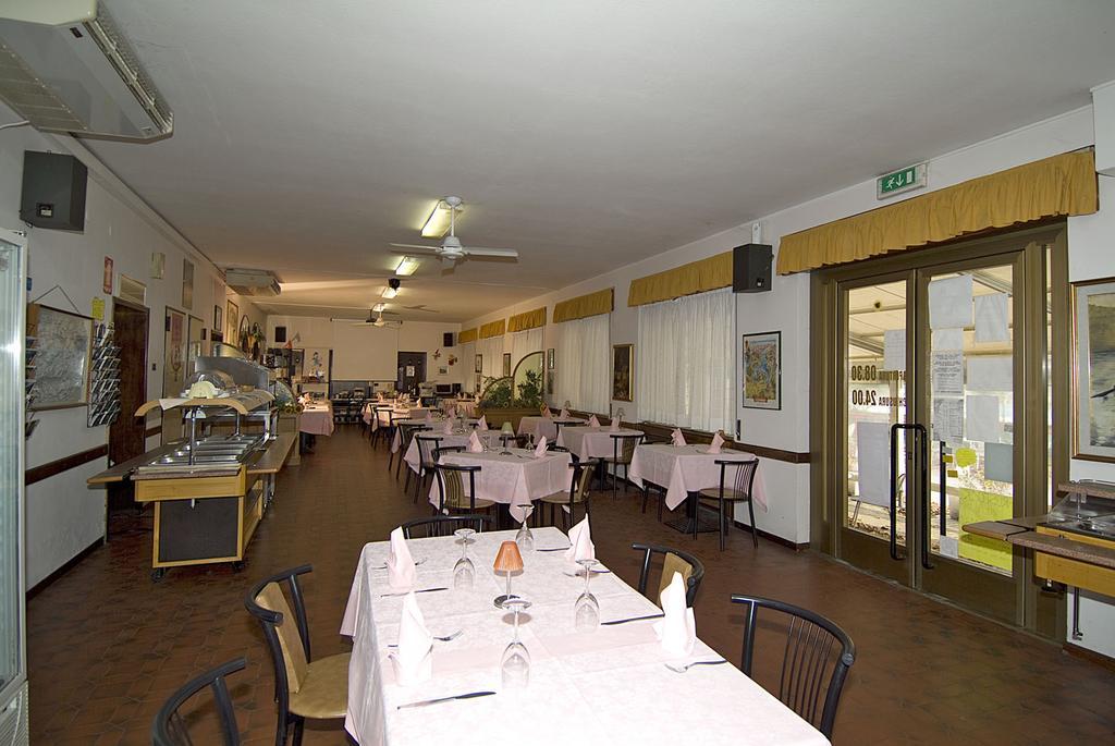 Camping Hotel Au Lac De Como Сорико Экстерьер фото