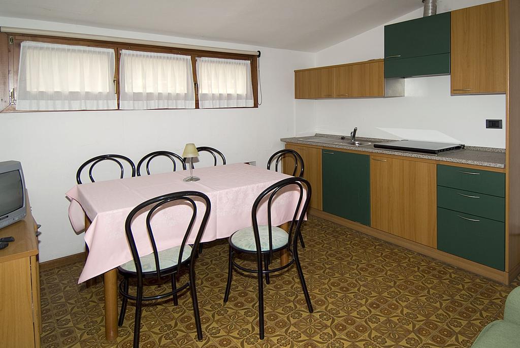 Camping Hotel Au Lac De Como Сорико Экстерьер фото